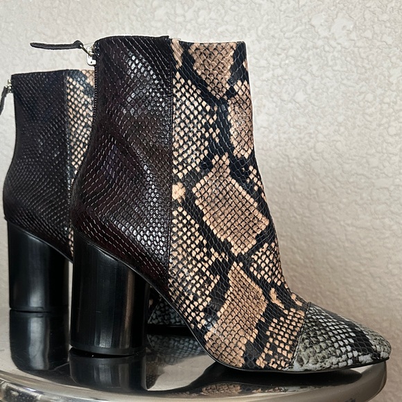Nine West Black and Tan Snakeskin Ankle Boots - Picture 1 of 6